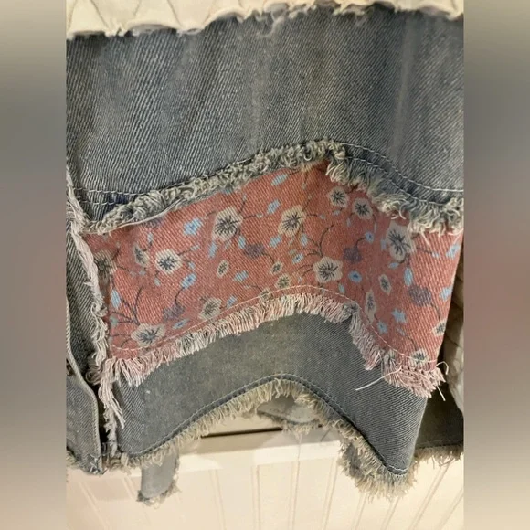 NWT POL Women's Colorful Patchwork Jean Jacket with Granny Square Sleeves - Picture 8 of 9